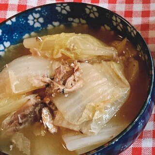 白菜と鯖缶の煮物